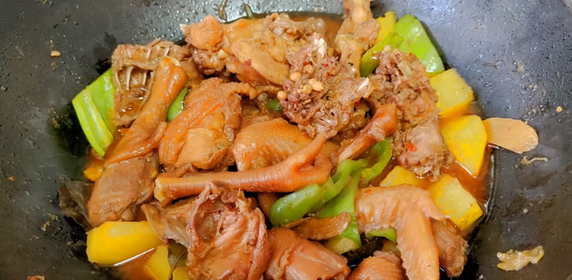 老母鸡怎么快速炖烂，怎样才能快速炖烂老母鸡（40分钟鸡肉软嫩入味）