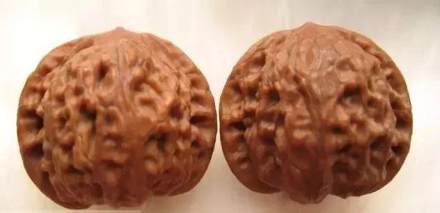 文玩核桃狮子头36万，赌核桃（文玩核桃狮子头大全）