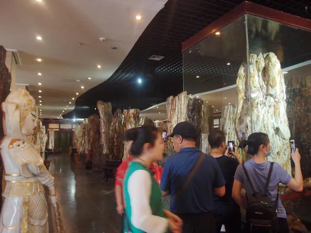 三仙山是哪三仙，三仙山是哪三仙何为方丈瀛洲（<7>扶老携幼花甲游〈桂枝香1首>）