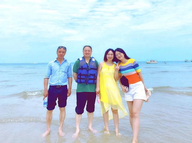 涠洲岛在哪里，涠洲岛和鼓浪屿哪个好玩（这10个地方强烈推荐你去）