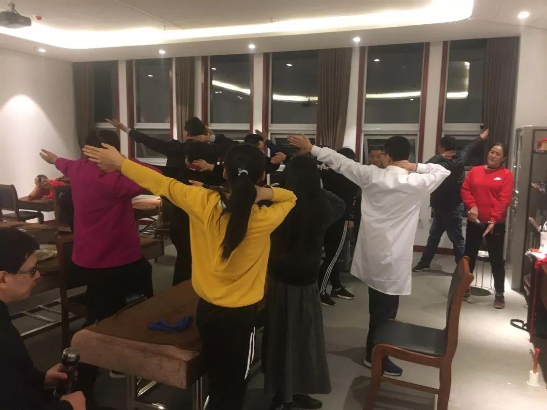 艾灸培训学校(艾灸在哪里学最正宗)