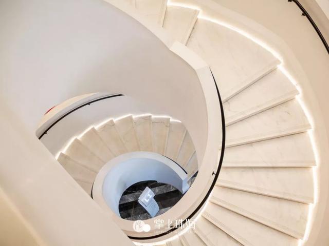 珠海白沙滩在哪里，珠海白沙湾沙滩（珠海新晋网红白沙滩免费开放）