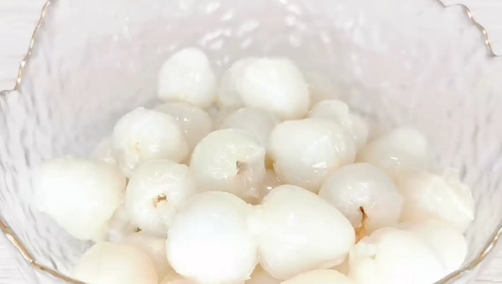 圖片[2]-【荔枝酒】做法步驟圖 好喝不上頭 夏天的味道-起舞食譜網(wǎng)