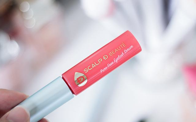 睫毛增长液的成分是什么，睫毛增长液的成分是什么药（亲测睫毛增长液）