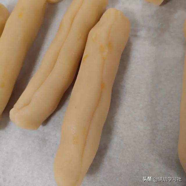 史多伦面包的由来，史多伦面包英文（最能代表圣诞节的——史多伦面包）