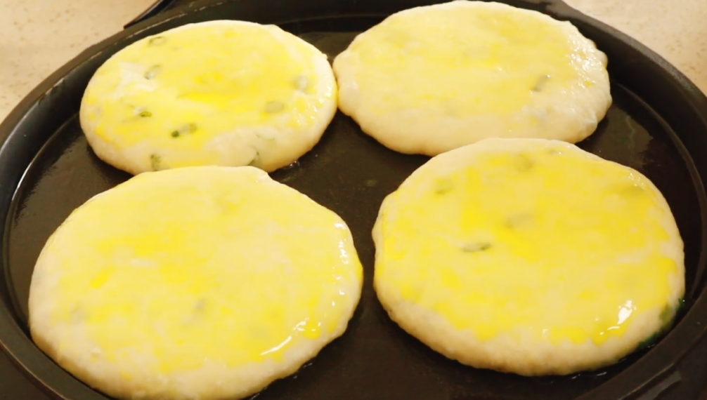 圖片[6]-【蔥花餅】做法步驟圖 咸香味美 放涼了也不硬-起舞食譜網(wǎng)