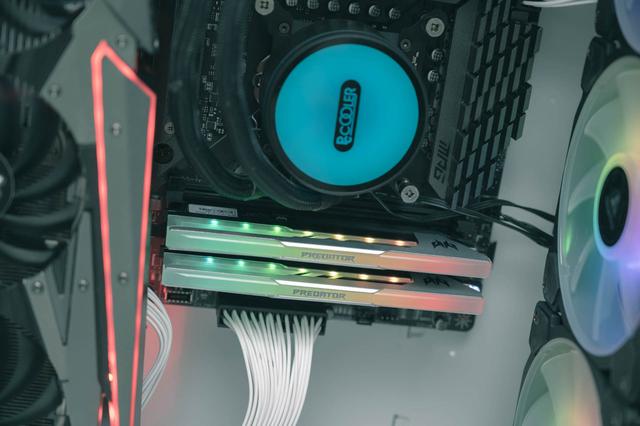 内存时序c16与c18差距多大，内存时序c16与c18差距介绍（B-Die内存-有信仰无溢价的宏碁Predator）