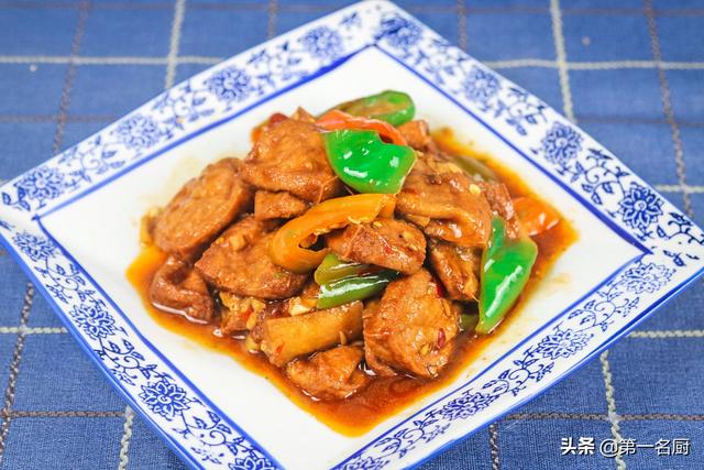 家常炒豆腐的做法，难怪在家炒豆腐不香