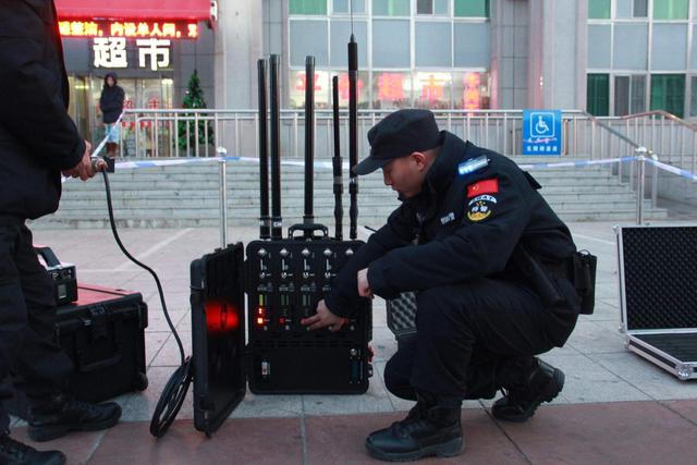 调制解调器的主要功能是，调制解调器的作用是什么（手机信号屏蔽器是怎么工作的）