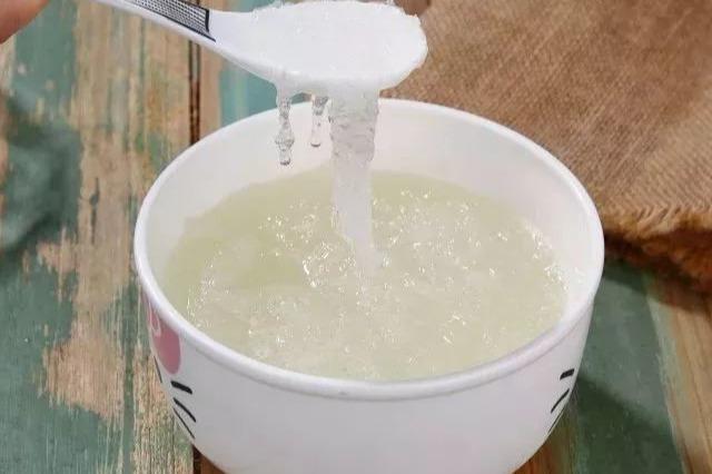 炖煮燕窝方法，炖煮燕窝的方法（从泡发到炖煮）