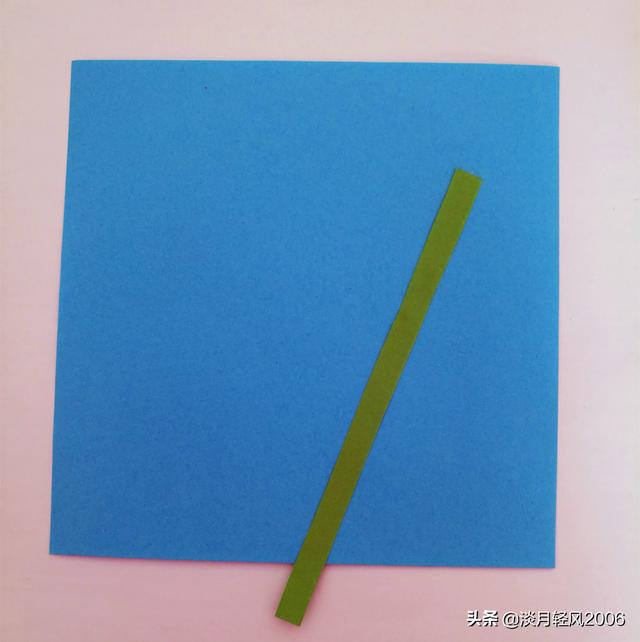 花朵手工粘贴画，花朵手工（一学就会的简单贴画教程）