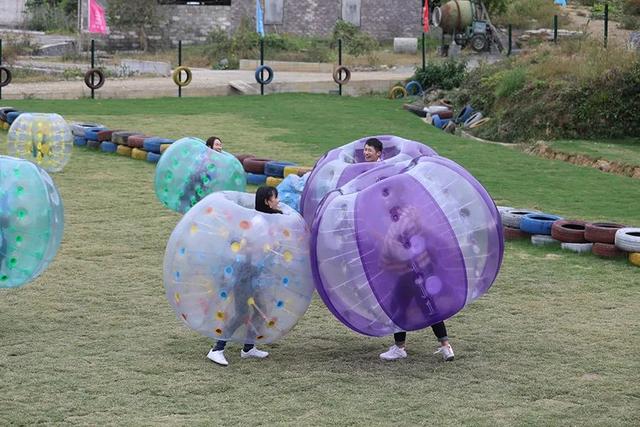 宏村在哪里，安徽宏村在哪里（宏村、西递等旅游景区恢复开放）