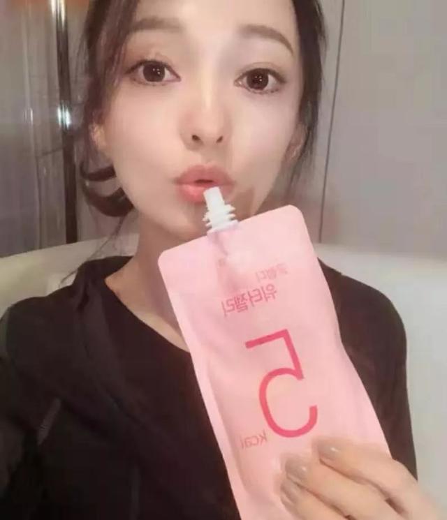 7款女明星爱吃的解馋零食，好吃低卡，怪不得她们都吃不胖