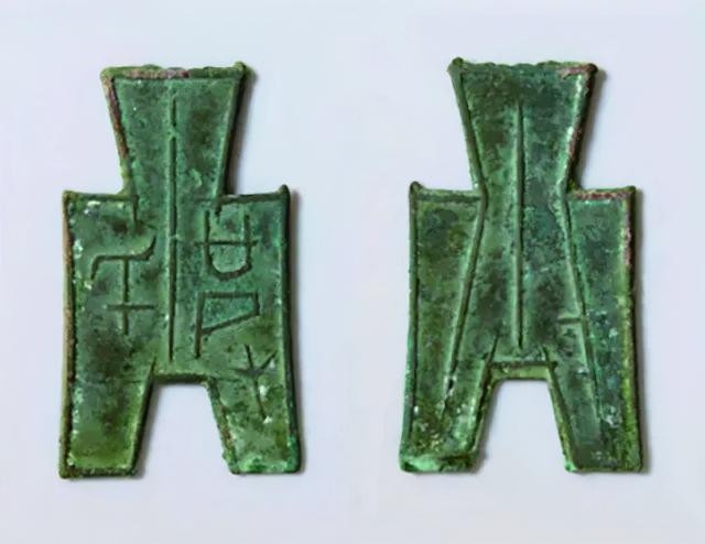 碌碡怎么读，齉龘齉齾爩麤龗灪龖厵纞虋怎么读（碌碡、梿枷、杵臼、耒耜这些古代农具认识多少）