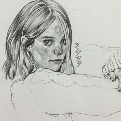 素描女生头像  by:minarim微信，素描女生头像  by:minarim（速写风的素描插画）