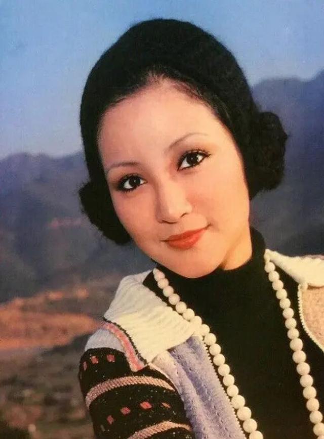 谢霆锋 何鸿燊，何鸿燊身高（她的人生处处透露着肆意和疯狂）