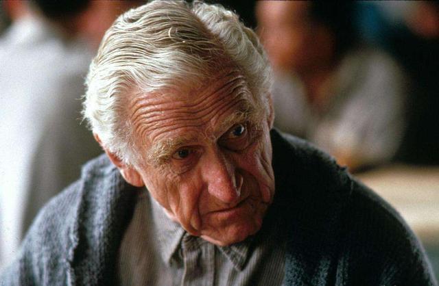 肖申克的救赎 影评，肖申克的救赎影评是什么（刷了20多遍《肖申克的救赎》）