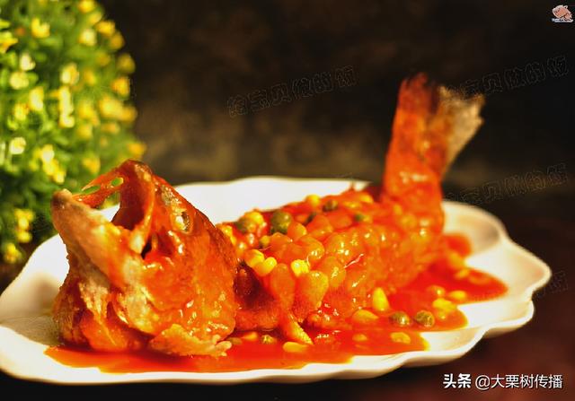 糖醋松鼠鱼是哪里的菜，糖醋松鼠鱼是什么地方的菜（会赚钱会做菜是好男人的标准）