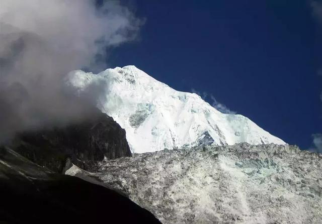 田海子 登山,田海子山攀登(那个收集雪山秘境的追峰少年) 田海子 登山,田海子山攀登(那个收集雪山秘境的追峰少年)