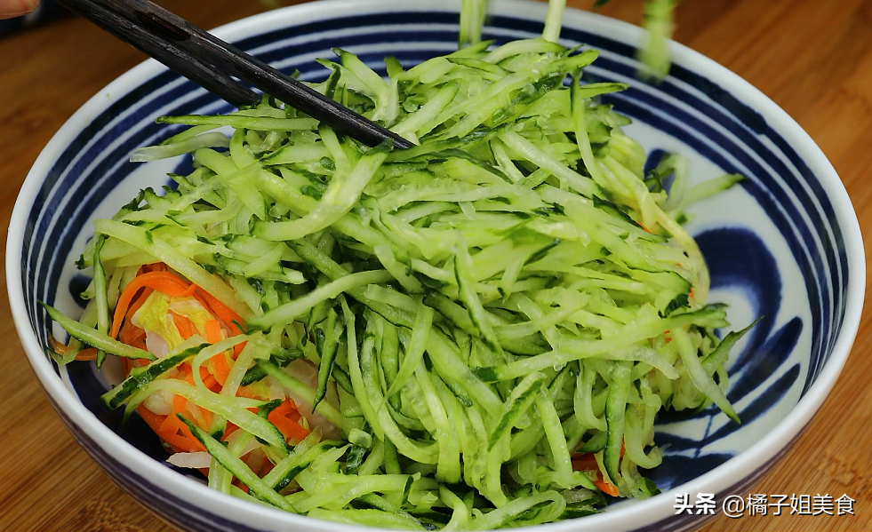图片[5]-【凉拌三色蔬 】做法步骤图  清新爽口超下饭 冬季餐桌新宠-起舞食谱网