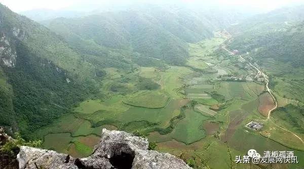 云南普者黑旅游攻略，云南省普者黑风景区旅游攻略（一处鲜为人知的神秘旅游景点——普者黑攻略）
