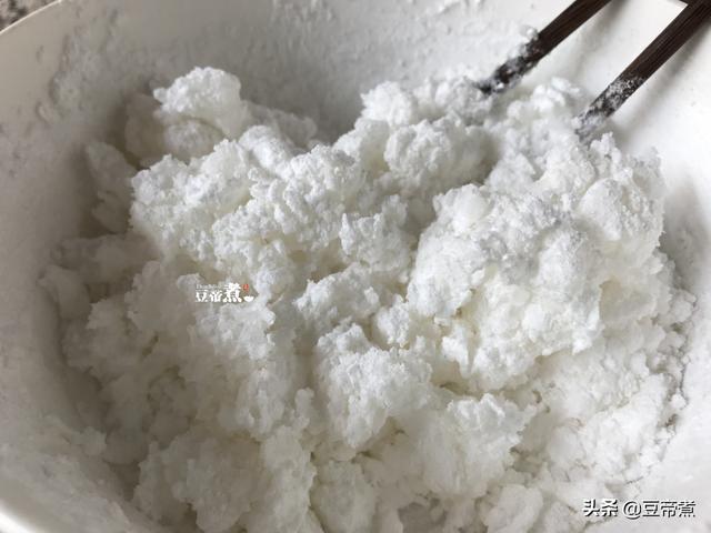 紫薯汤圆的做法 怎么做紫薯汤圆，紫薯汤圆的做法（冬至包汤圆煮汤圆吃汤圆）