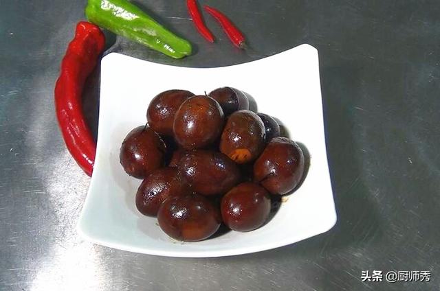 乡巴佬鸡蛋的做法，乡巴佬鸡蛋家常做法（乡巴佬卤鸡蛋的家常做法）