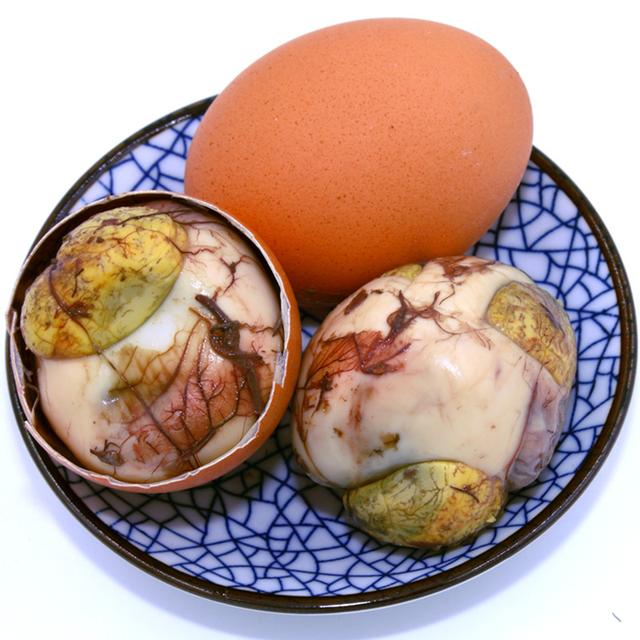 毛鸡蛋是怎么才能做出来，毛鸡蛋形成过程