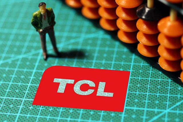 tcl电视直播，tcl怎么安装电视直播（头部玩家TCL直播破亿后登上电视榜单巅峰）
