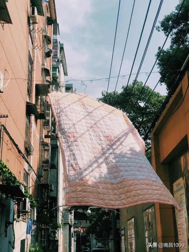 松柏巷里万家人，松柏巷带给我们的满足（南昌电视剧松柏巷里万家人）