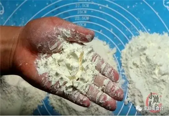 为啥高筋面粉不适合做馒头，吃哪种面粉最健康（中筋面粉、低筋面粉的区别）