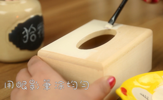 如何制作纸指甲，如何制作纸指甲视频（你家抽纸盒太丑了）