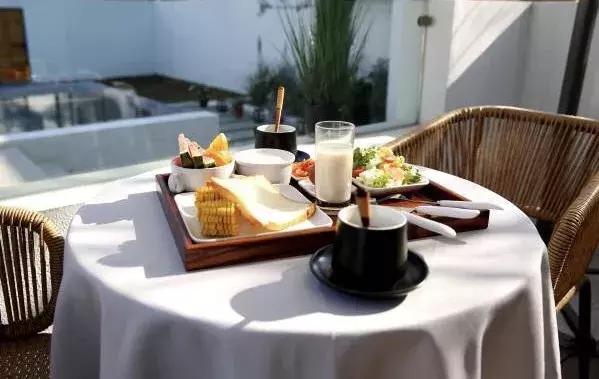 乌镇酒店前十排名，乌镇景区里面最好的酒店（乌镇首家微智能酒店）