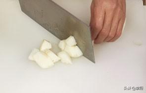 润肺止咳汤，止咳化痰煲什么汤好（大厨推荐润肺止咳汤）