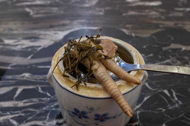 赤豆煲猪横脷汤的做法，猪横脷煲粉葛赤小豆（看似是随便就能搭配出的好滋味）