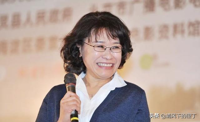 张海迪简介，张海迪简介和事迹200字（张海迪：5岁时高位截瘫）
