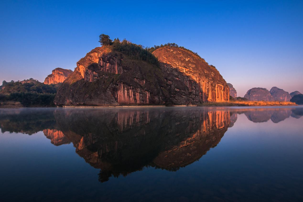 江西龙虎山景点介绍(江西旅游龙虎山景点) - 珍缘易学
