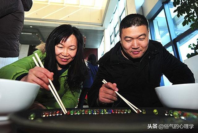 面相分析：何为夫妻相，面相分析图女（夫妻相到底是什么）