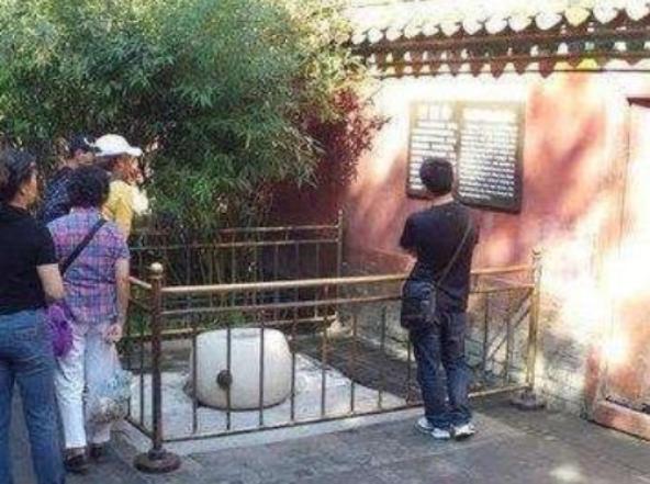 为什么不能看珍妃井，去故宫的十大忌讳（连一个小孩都掉不进去）