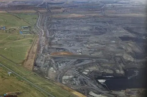 内蒙古大营铀矿，中国内蒙古发现世界级铀矿（中国五大露天煤矿占四个）