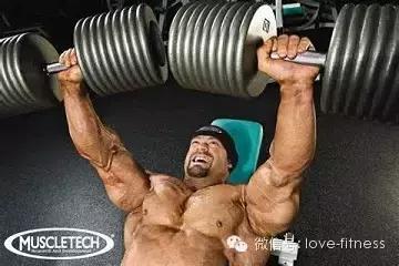 胸肌怎么练最快出轮廓，胸肌怎么练最快出轮廓纹（这篇文章告诉你怎么做）