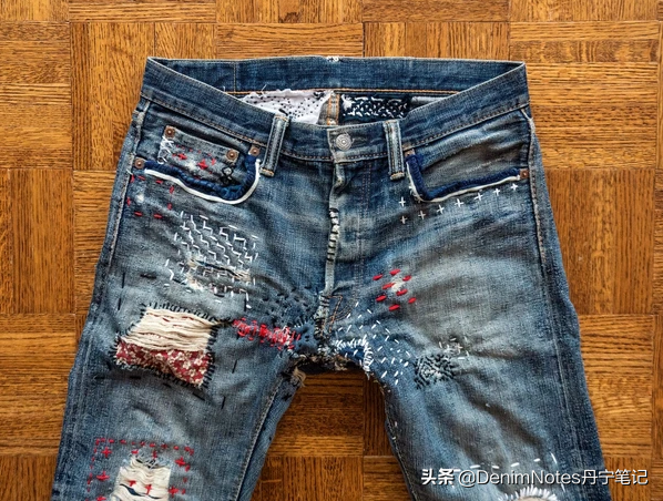 补裤子破洞的方法，怎样修补裂开的裤子缝（简单的针线活就能让破烂的牛仔裤焕然一新）