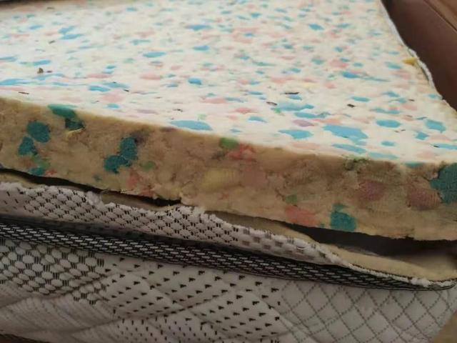 精选的宏益床垫广告语大全，席梦思床垫广告词（哈尔滨用户网曝宏益床垫使用“黑心棉”）