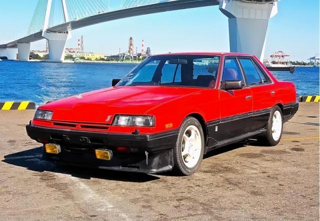 日产skyline，日产skyline在国内叫什么（日产Skyline GT-R）