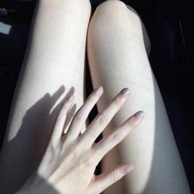 女生性感照片 个性头像，女生头像   个性 性感（女生性感吸引人部位微信头像）