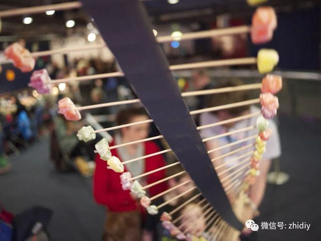 雪糕棒手工制作大全，雪糕棒板凳、雪糕棒DIY、雪糕棒手工制作（火遍抖音界的雪糕棍多米诺）