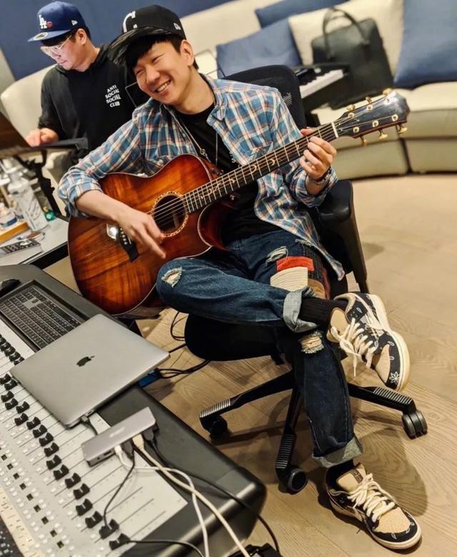 川久保玲什么档次，川久保玲为什么这么贵（球鞋博主推荐的鞋）