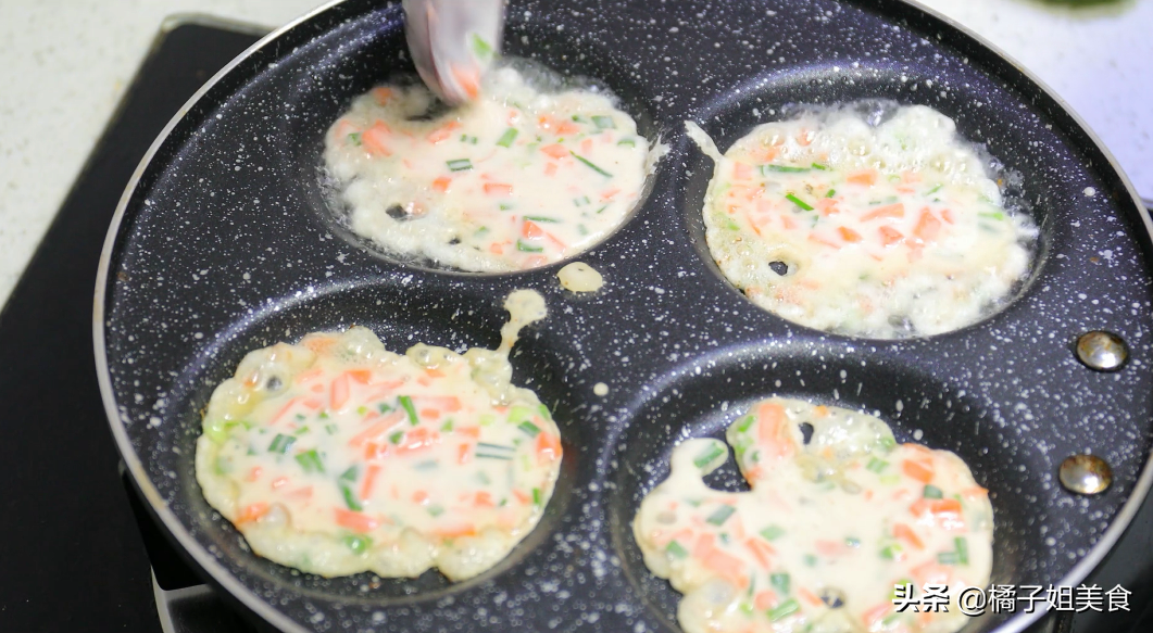 图片[4]-10分钟快速早餐饼 不用和面擀面 营养美味 全家人都爱！-起舞食谱网