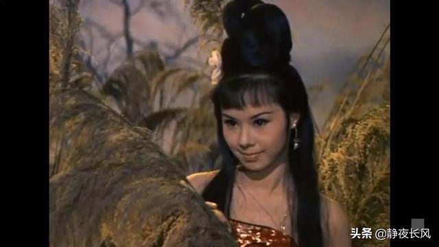 莲花香是什么意思，一把莲花香是什么意思（为什么说聊斋中的《荷花三娘子》）