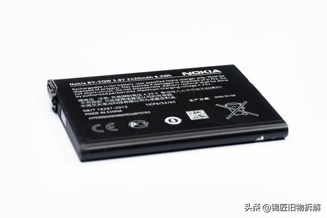 近期发布的诺基亚lumia930，这么好看的手机为什么就卖不动呢